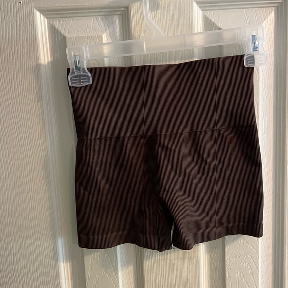 TNA Pants - TnAction brown shorts